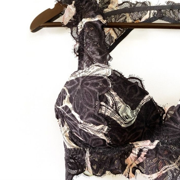 Victoria's Secret PINK Eyelash Lace Date Push Up Bralette, Sz S - Picture 3 of 15